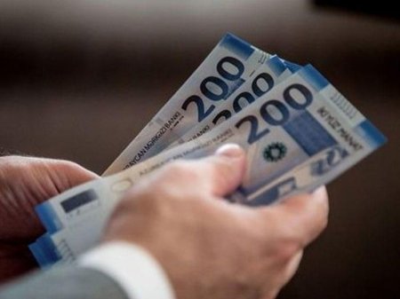 Bu vəzifədə işləyənlər maaşdan əlavə 6000 AZN alacaq - SİYAHI