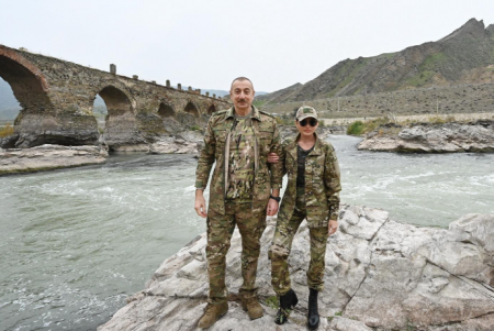 İlham Əliyev tarixin qarşıya qoyduğu vəzifəni yerinə yetirdi