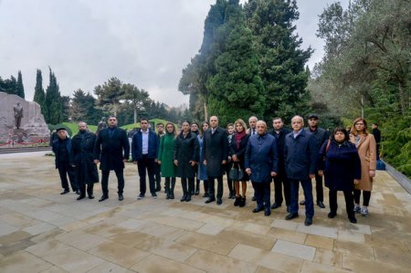 Mahir Məmmədov: “Kişi millimizin üçqat Avropa çempionu olmasında Heydər Əliyevin böyük xidməti olub” - FOTO