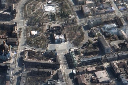 Rusiya Mariupol şəhərində 400 dinc sakinin sığındığı məktəbi bombalayıb