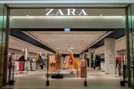 “Zara” Rusiyadakı mağazalarını satır