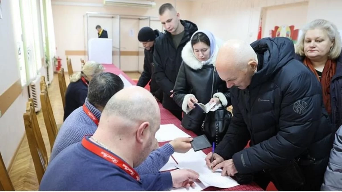 Belarusda prezident seçkisi başa çatdı - Lukaşenko qalib gəldi