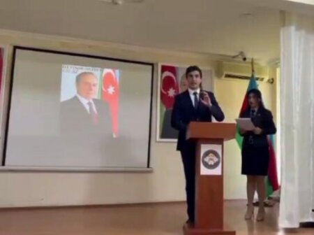 Sosial-İqtisadi Kollecdə “Ulu Öndər Heydər Əliyev Konstitusiyamızın memarıdır” adlı tədbir keçirilib